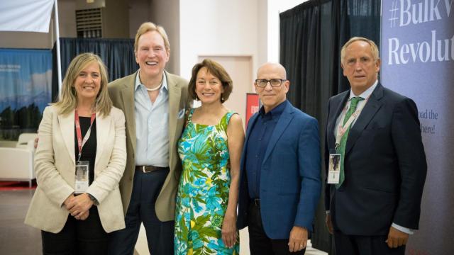 Inauguración WBWE USA