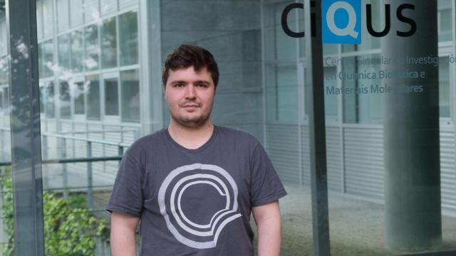 El estudiante de doctorado del CiQUS, Daniel Marcos