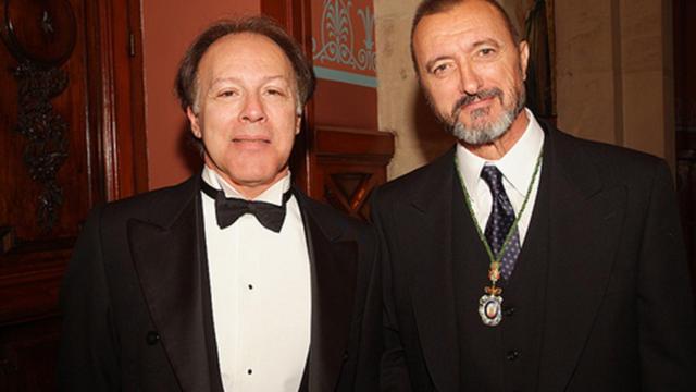 Javier Marías y Pérez Reverte, intelectuales y académicos míticos.