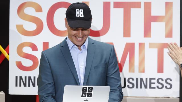 El presidente del gobierno, Pedro Sánchez, este viernes en la clausura del South Summit 2022: Decoding complexity en La Nave en Madrid.