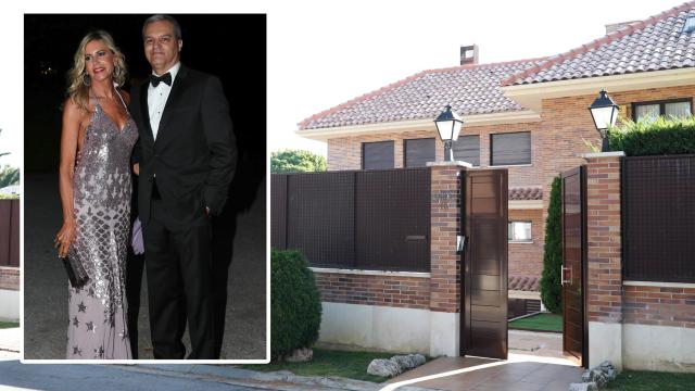 Patricia Cerezo y Ramón García en un montaje de EL ESPAÑOL junto a la que fue su casa conyugal en Pozuelo de Alarcón, Madrid.