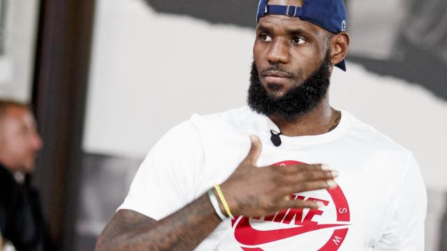 LeBron James, jugador de la NBA, durante un acto