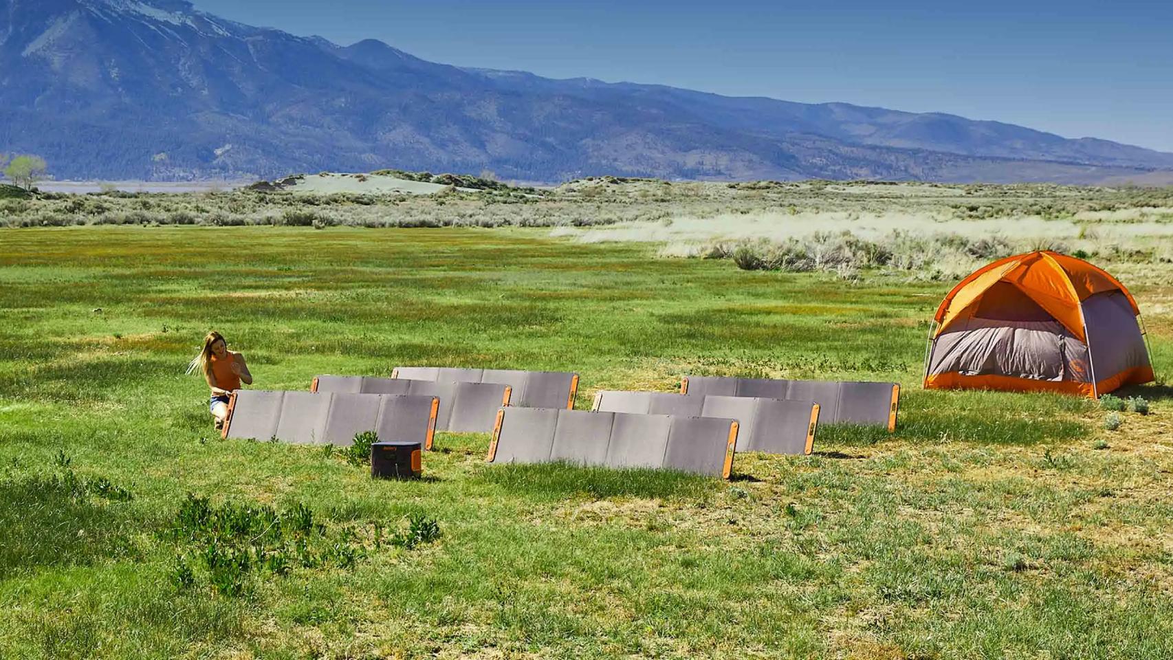 Solar Generator 2000 Pro