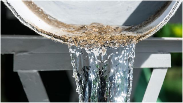 Investigadores de la USC estudian la presencia de microplásticos en aguas residuales gallegas