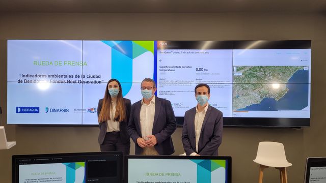María Tuesta y Antonio Pérez, en un acto reciente en Dinapsis Benidorm.