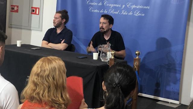 Pablo Iglesias, en un momento del acto en el Centro de Congresos y Exposiciones de San Fernando (Cádiz)
