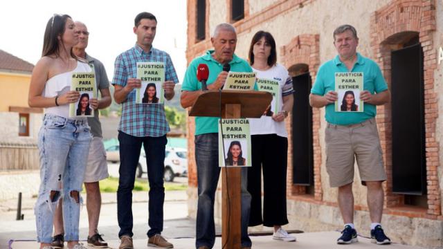 Miguel, el padre de Esther, en una concentración en Traspinedo