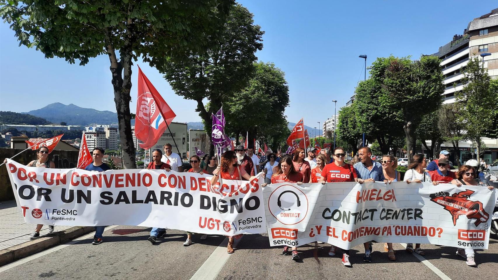Manifestación del sector contact center en Vigo