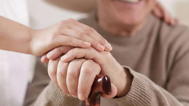 ¿Qué empresa con 75.000 trabajadores ha renovado la gestión de una residencia en CLM?