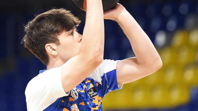 Juan Núñez, en el calentamiento.