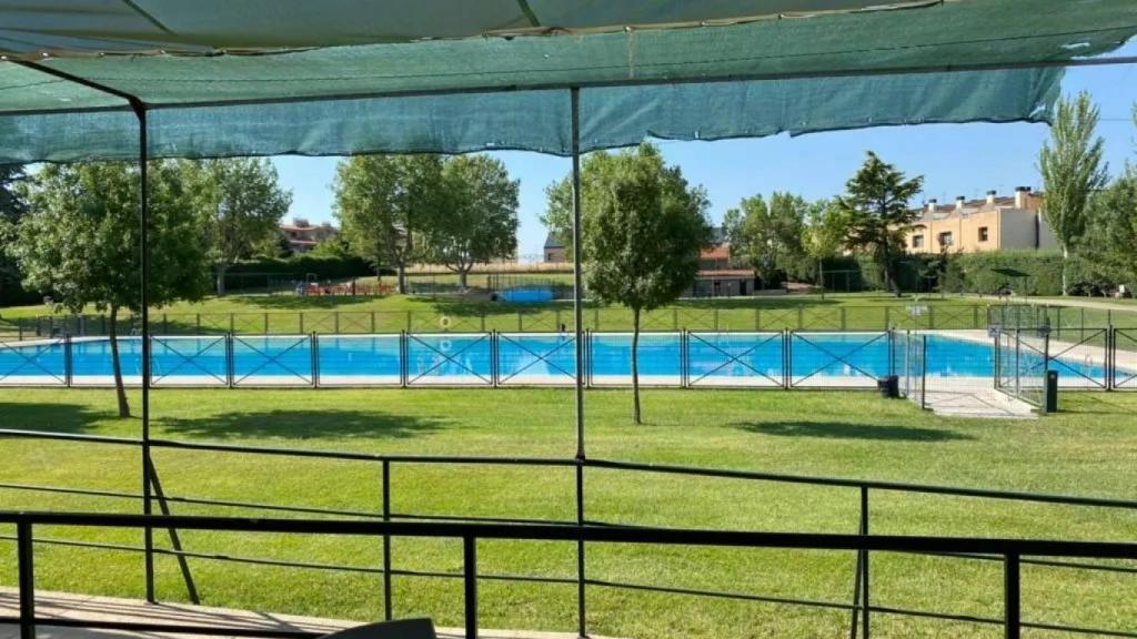 Piscinas municipales del Helmántico