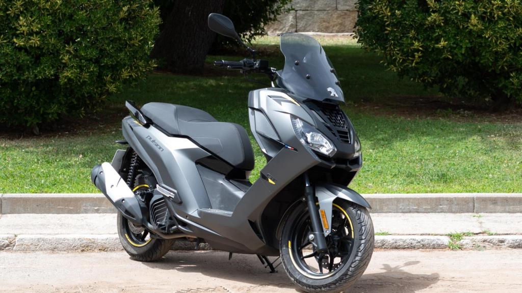 Con un consumo de 2,5 litros, es una forma económica de movilidad urbana.