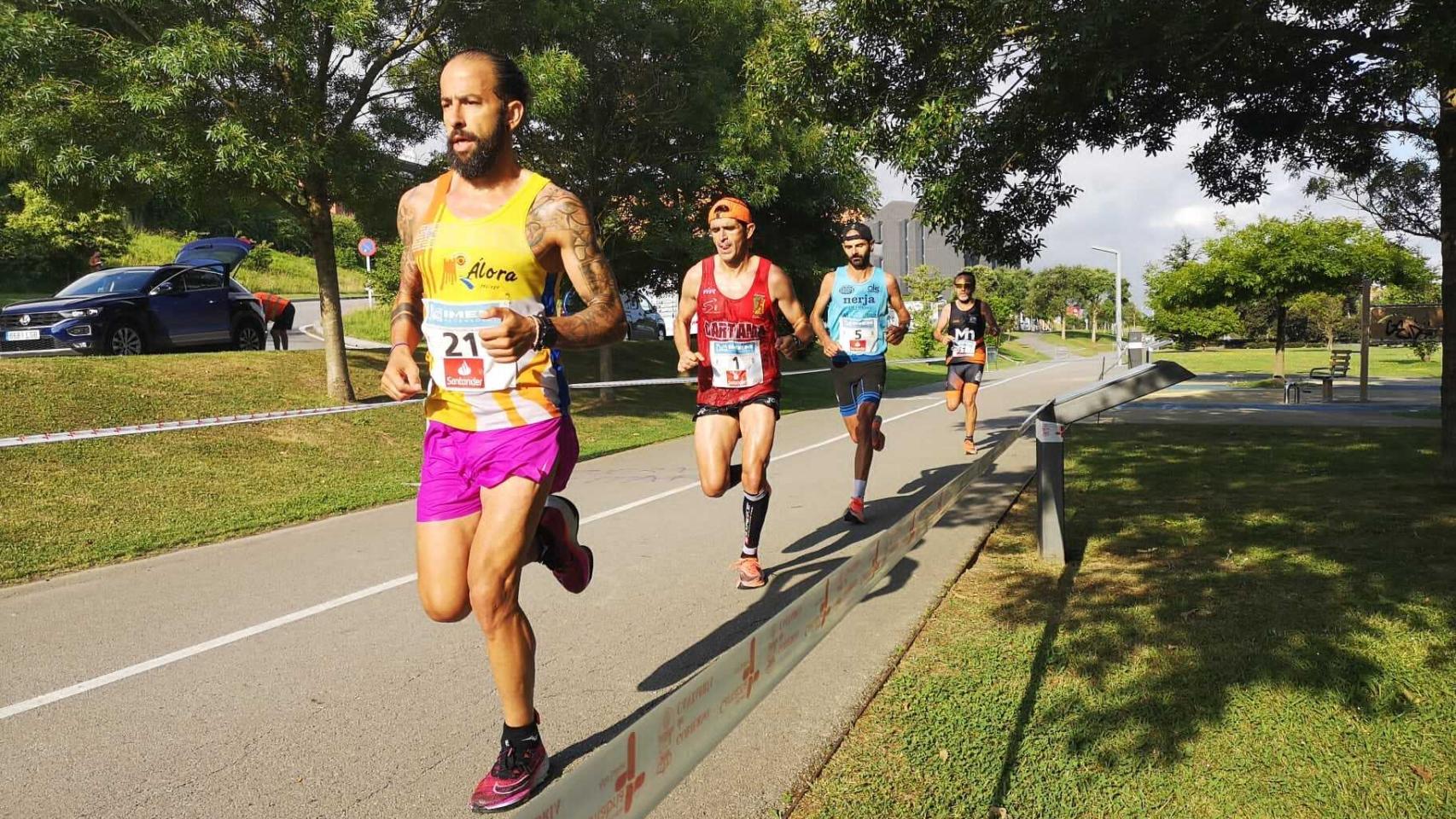Antonio Jesús Aguilar durante la prueba de los 100 kms en ruta,