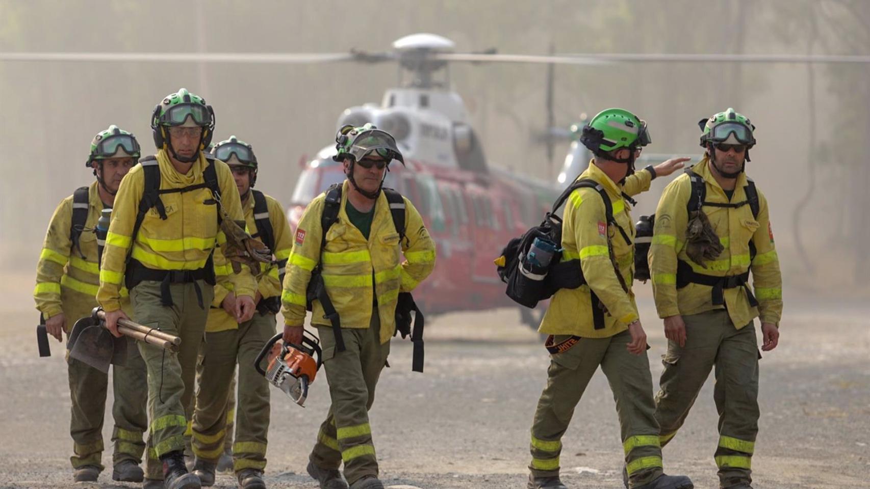 Un grupo de bomberos del Plan INFOCA de Andalucía.