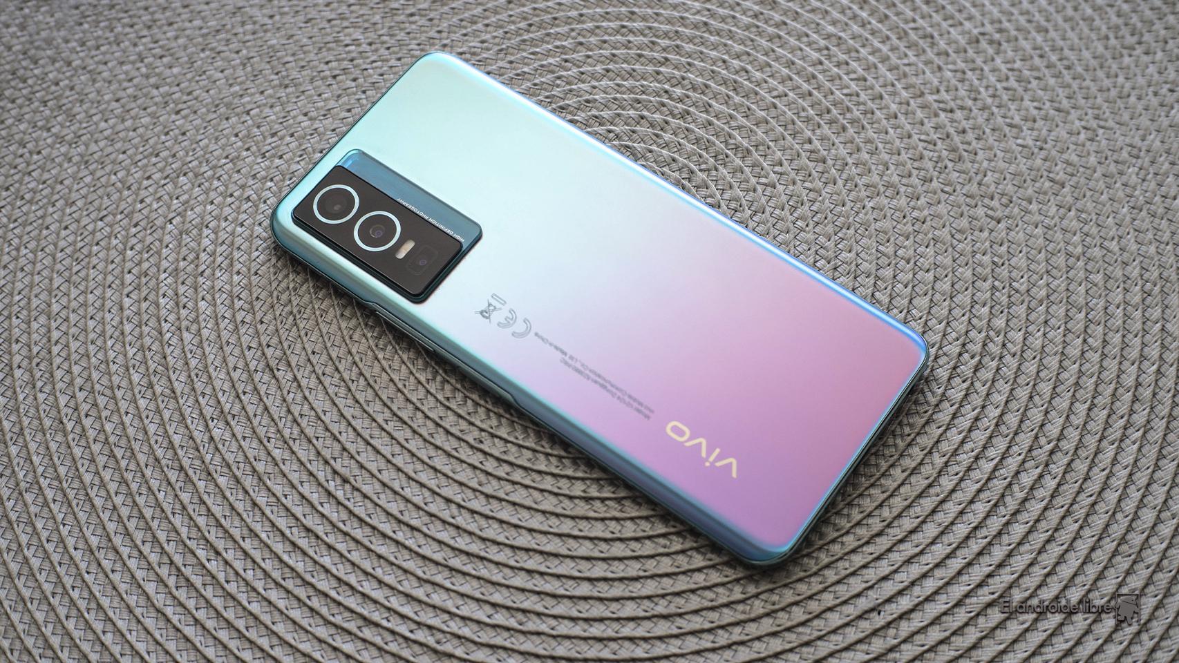 Vivo Y76, análisis: un smartphone equilibrado, pero que no destaca