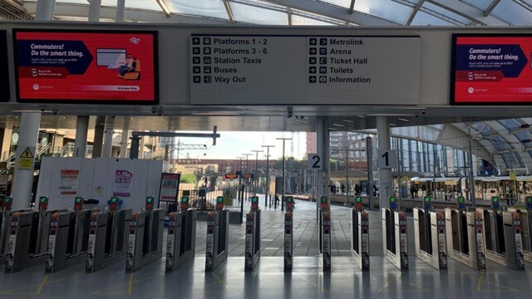 Estación de Victoria, en pleno centro de Londres,. completamente vacía.