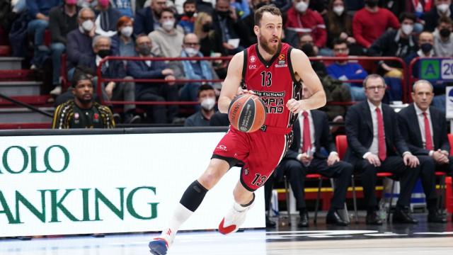 Sergio Rodríguez durante un partido con Olimpia Milan