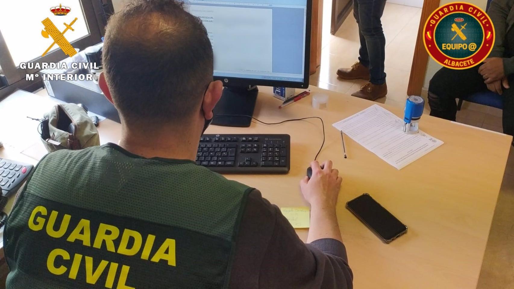 Agente de la Guardia Civil de Albacete.