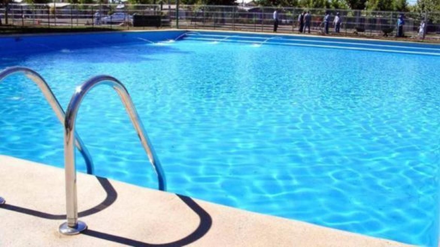 Imagen de archivo de una piscina