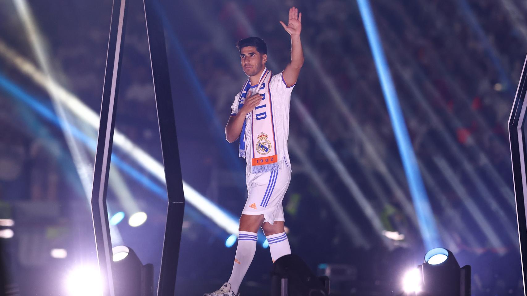 Marco Asensio, en la celebración de La Decimocuarta en el Santiago Bernabéu.