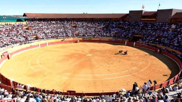 Imagen de la plaza de toros de Ávila