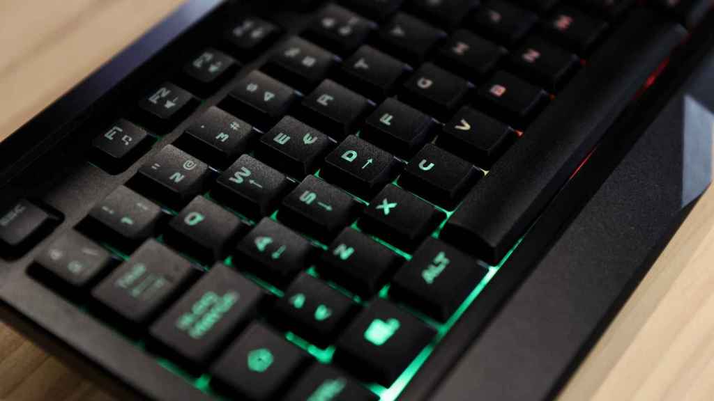 Un teclado de un ordenador.