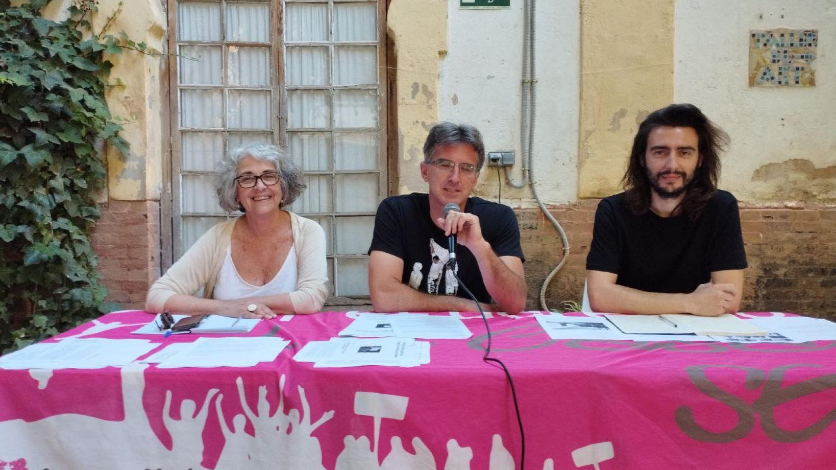 Rueda de prensa en la Casa Invisible este jueves.
