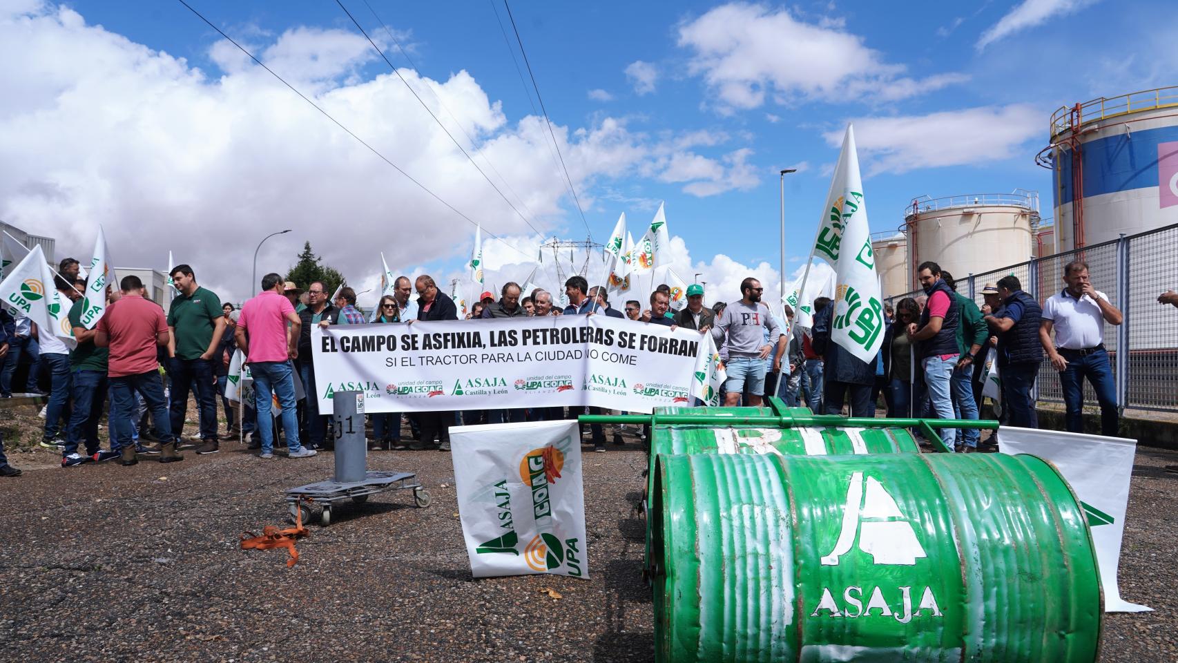 Miembros de Asaja durante una concentración