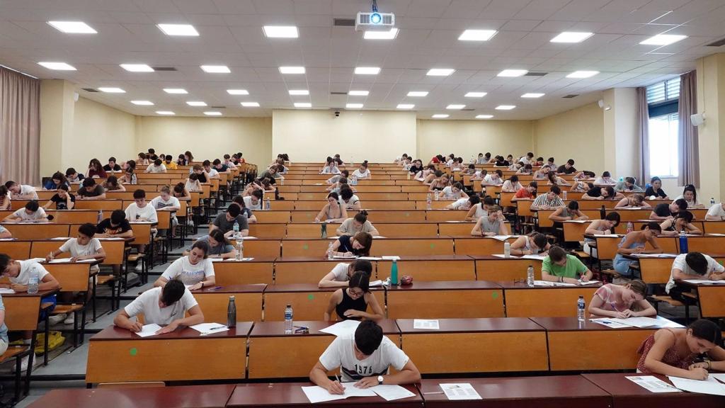 Prueba de Selectividad de 2022.