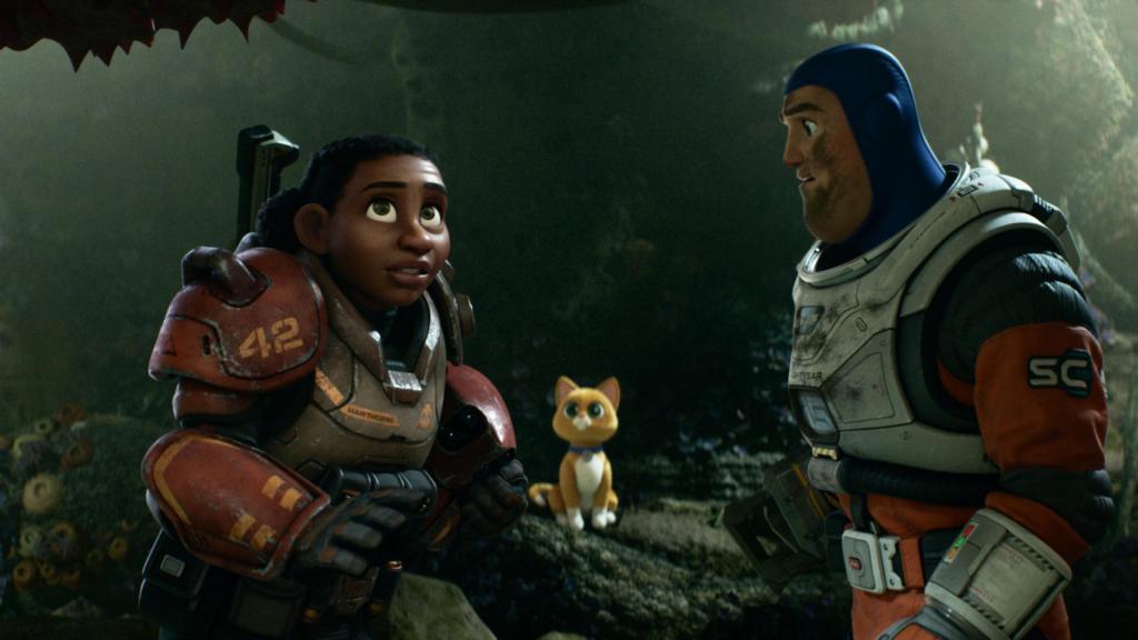 'Lightyear' se separa del universo 'Toy Story' y la estética es diferente.