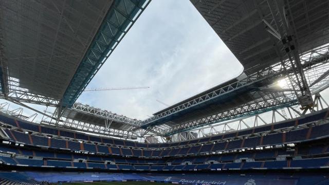 Una panorámica del Santiago Bernabéu en el mes de junio.