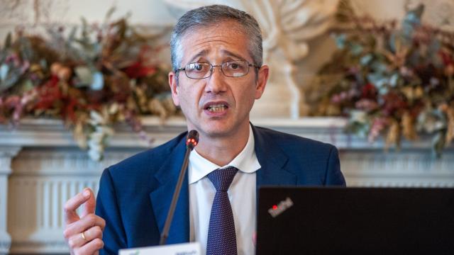 Pablo Hernández de Cos, gobernador del Banco de España, durante el curso de Apie.