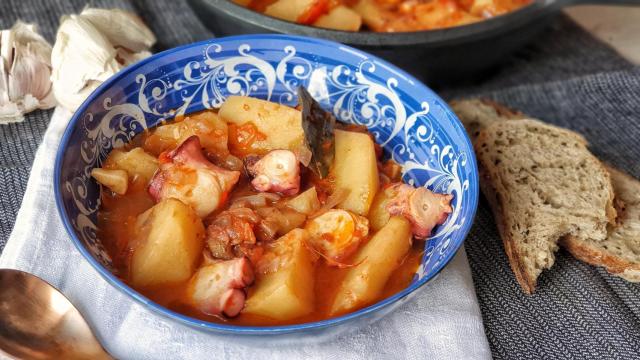 Patatas a la marinera con pulpo, un guiso de pescadores perfecto para el verano