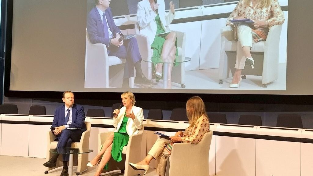 La secretaria de Estado de Digitalización e Inteligencia Artificial, Carme Artigas, durante la presentación del 'sandbox' de IA en Bruselas.