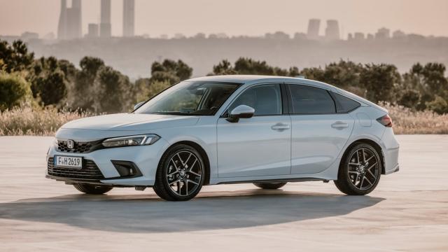 La undécima generación del Honda Civic destaca por su excelente comportamiento dinámico.
