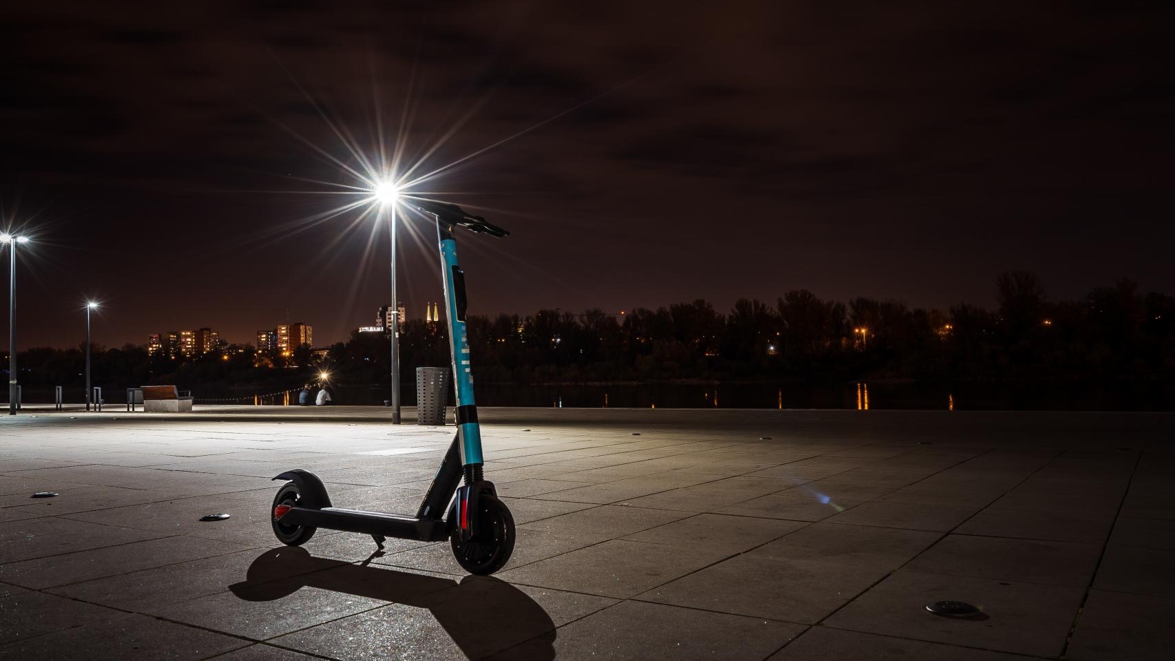 Un patinete eléctrico