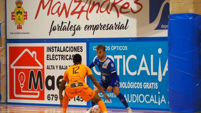 Álvaro López con el Manzanares Fútbol Sala. Foto. Manzanares FS.