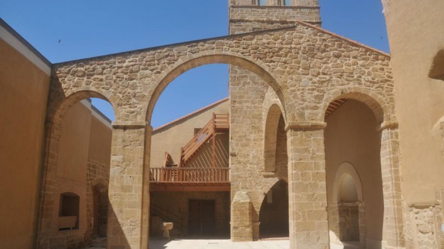 Iglesia de San Nicolás de Castroverde de Campos