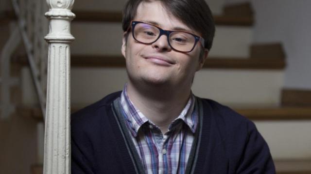 Un joven con síndrome de Down.