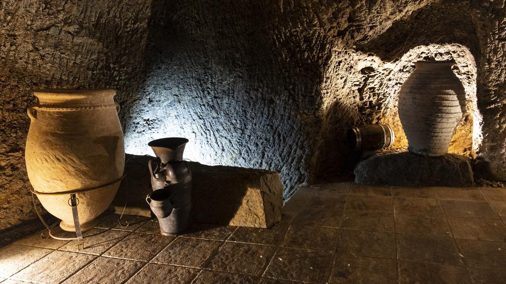 Cueva subterránea en Fermoselle.