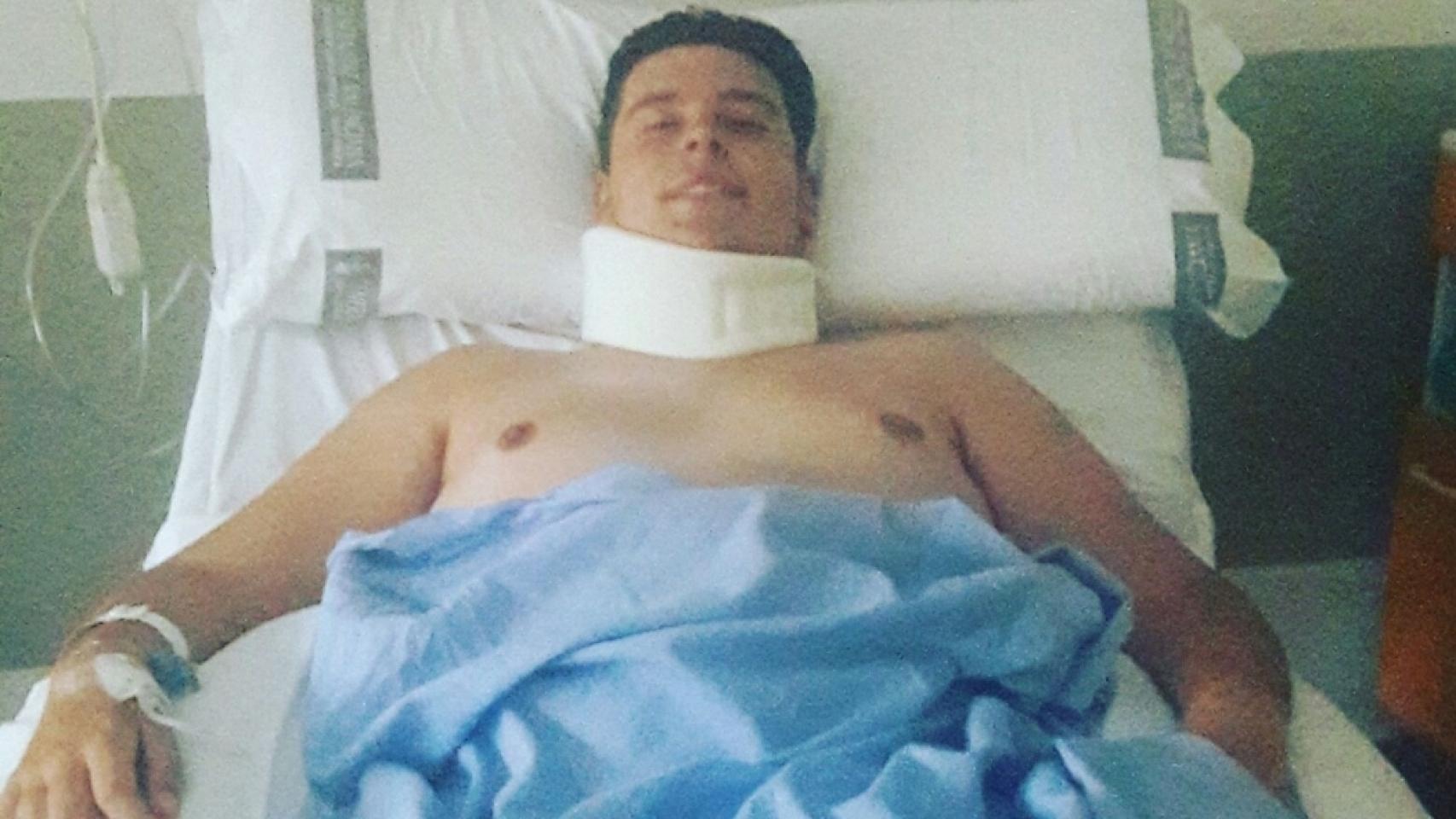 Jaime, poco después de sufrir el accidente en la playa de Gandía.