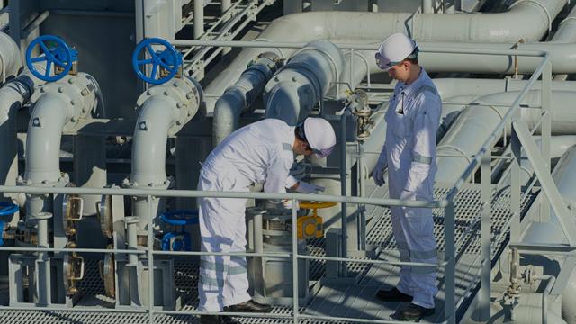 Servicios petroleros Freedom Finance Europe