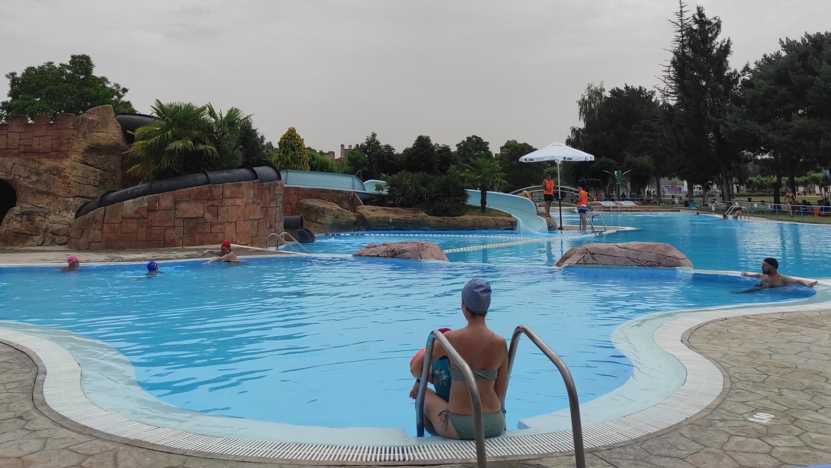 Imagen de las piscinas de Valencia de Don Juan