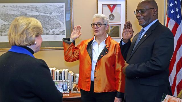 La bejarana Reyes Coll, nueva presidenta de la Comisión de Derechos Humanos de Boston