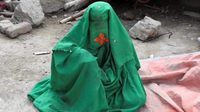 Imagen de archivo: una mujer afgana vestida con burka en la ciudad de Gayan, el pasado mes de junio.