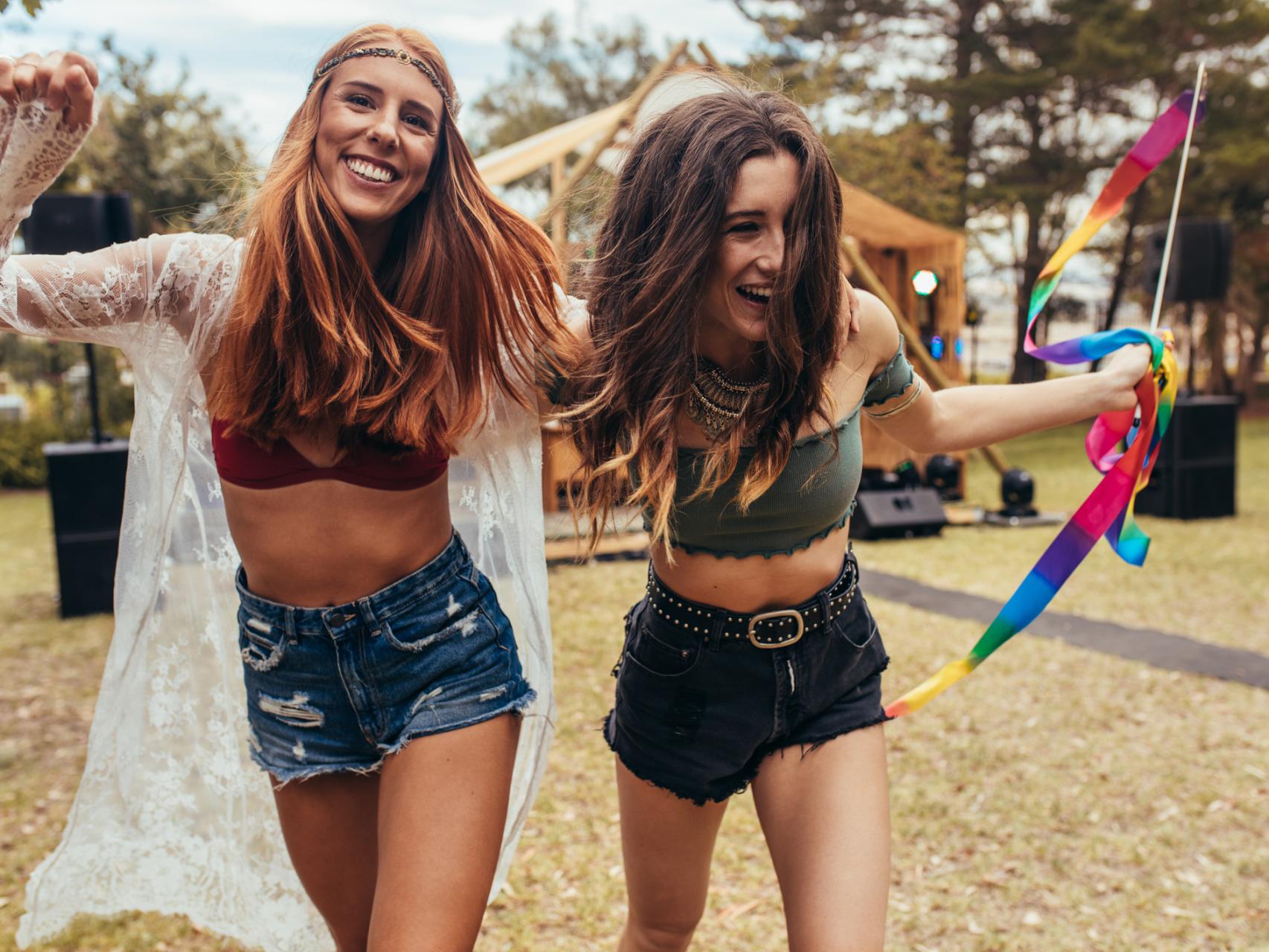 10 tendencias que salen a la calle: el streetstyle que arrasa este verano