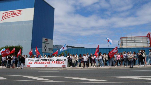 Concentración este lunes de trabajadores de Pescanova Arteixo