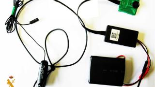 Dispositivos intervenidos por la Guardia Civil.