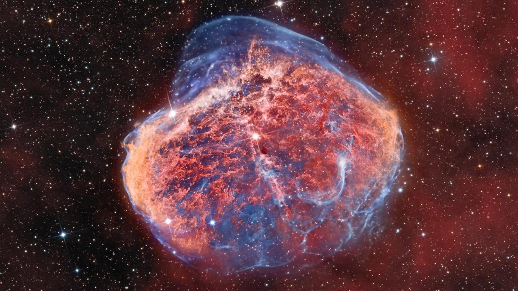 Nebulosa Creciente por Bray Falls