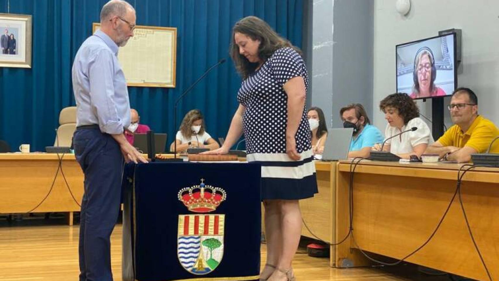 La concejala expulsada, en el momento de su toma de posesión el pasado 30 de junio.
